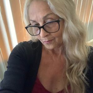 Meet your Posher, Gina